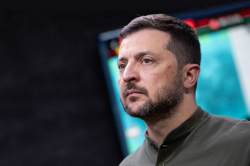 Моя позиція щодо виходу ЗСУ з Донбасу не змінилась, - Зеленський